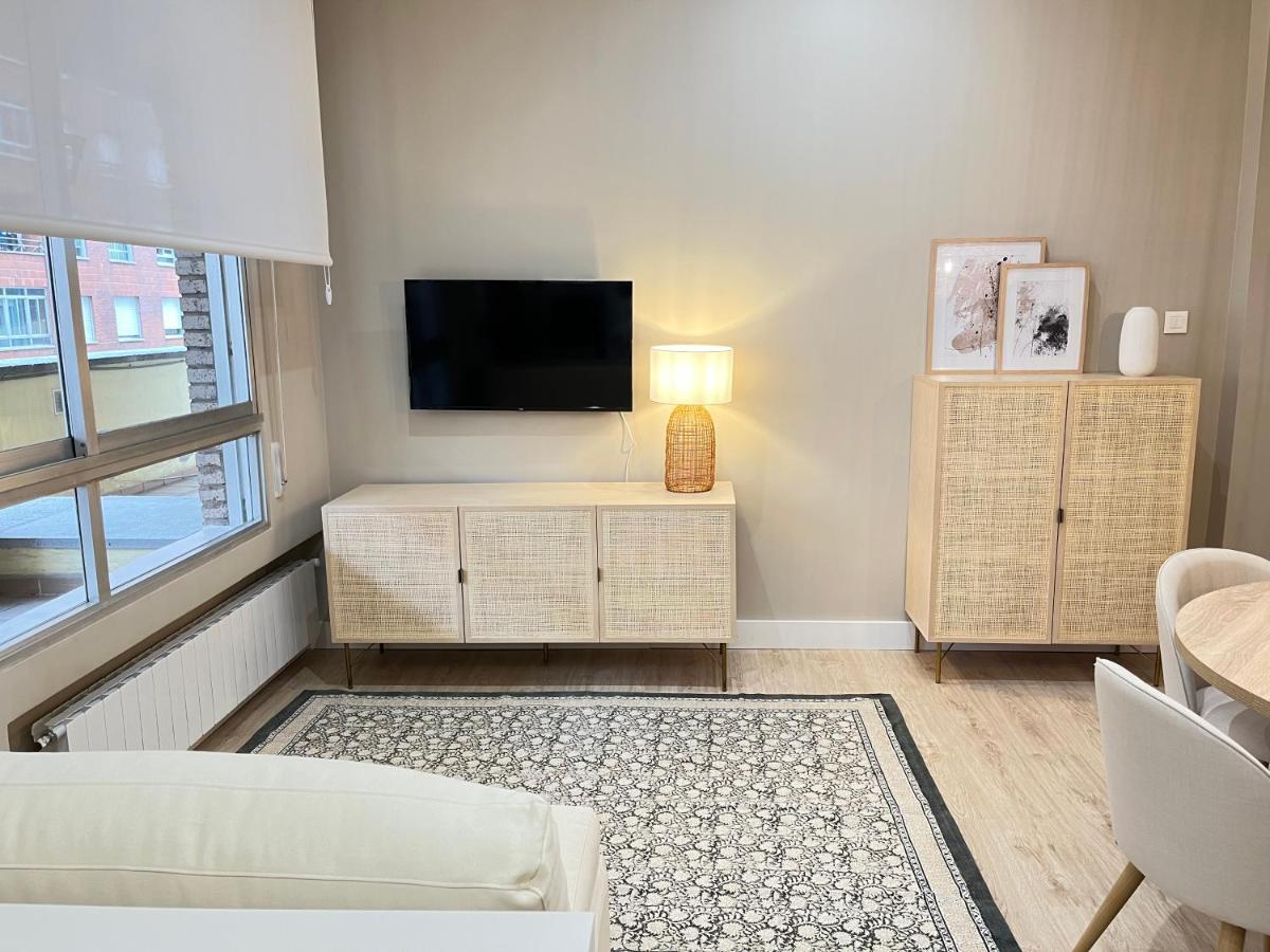 Coqueto Apartamento Torrelavega Exteriör bild