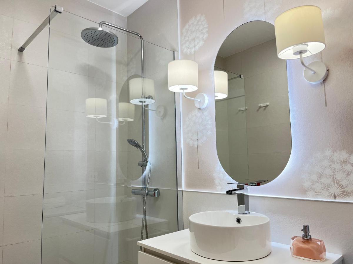 Coqueto Apartamento Torrelavega Exteriör bild