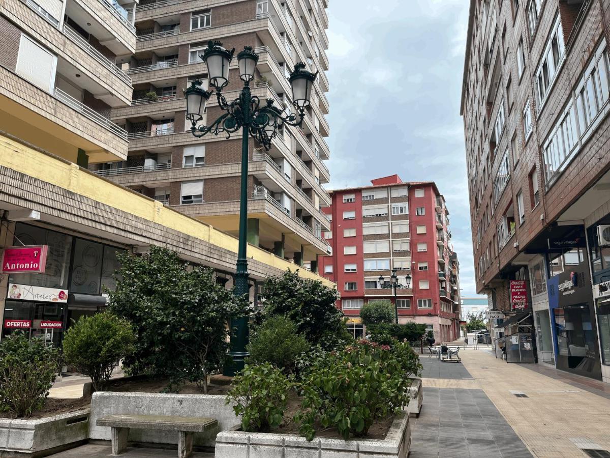 Coqueto Apartamento Torrelavega Exteriör bild
